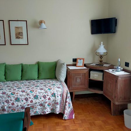La Via Del Sole Bed and Breakfast Susa Buitenkant foto