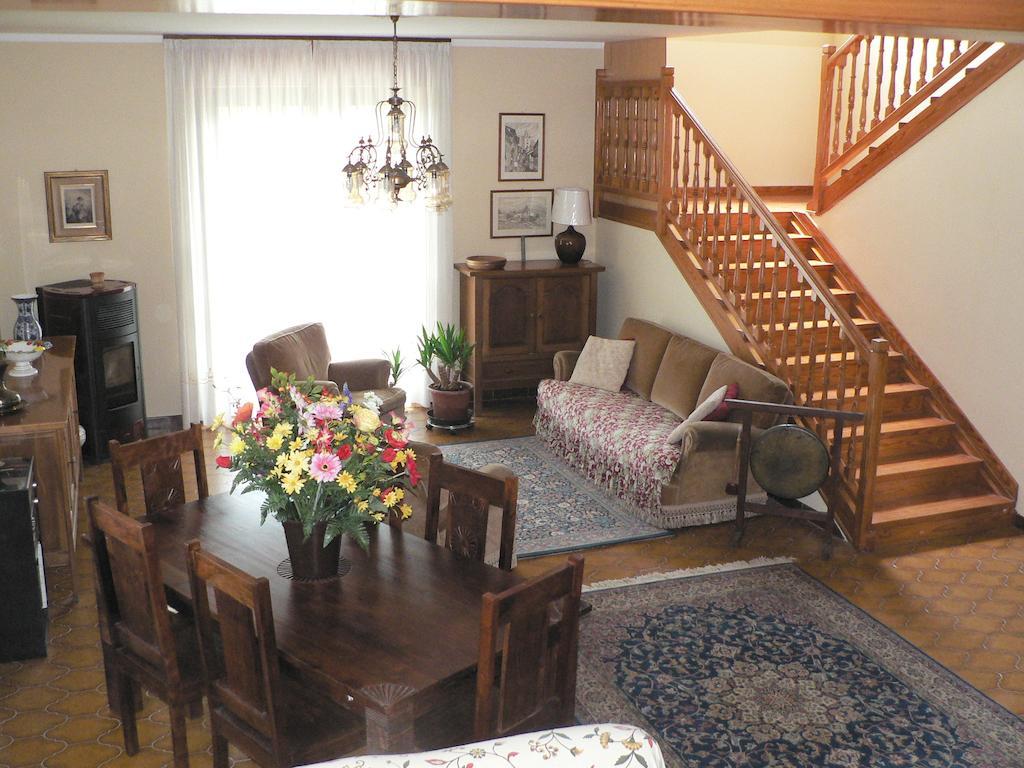 La Via Del Sole Bed and Breakfast Susa Buitenkant foto